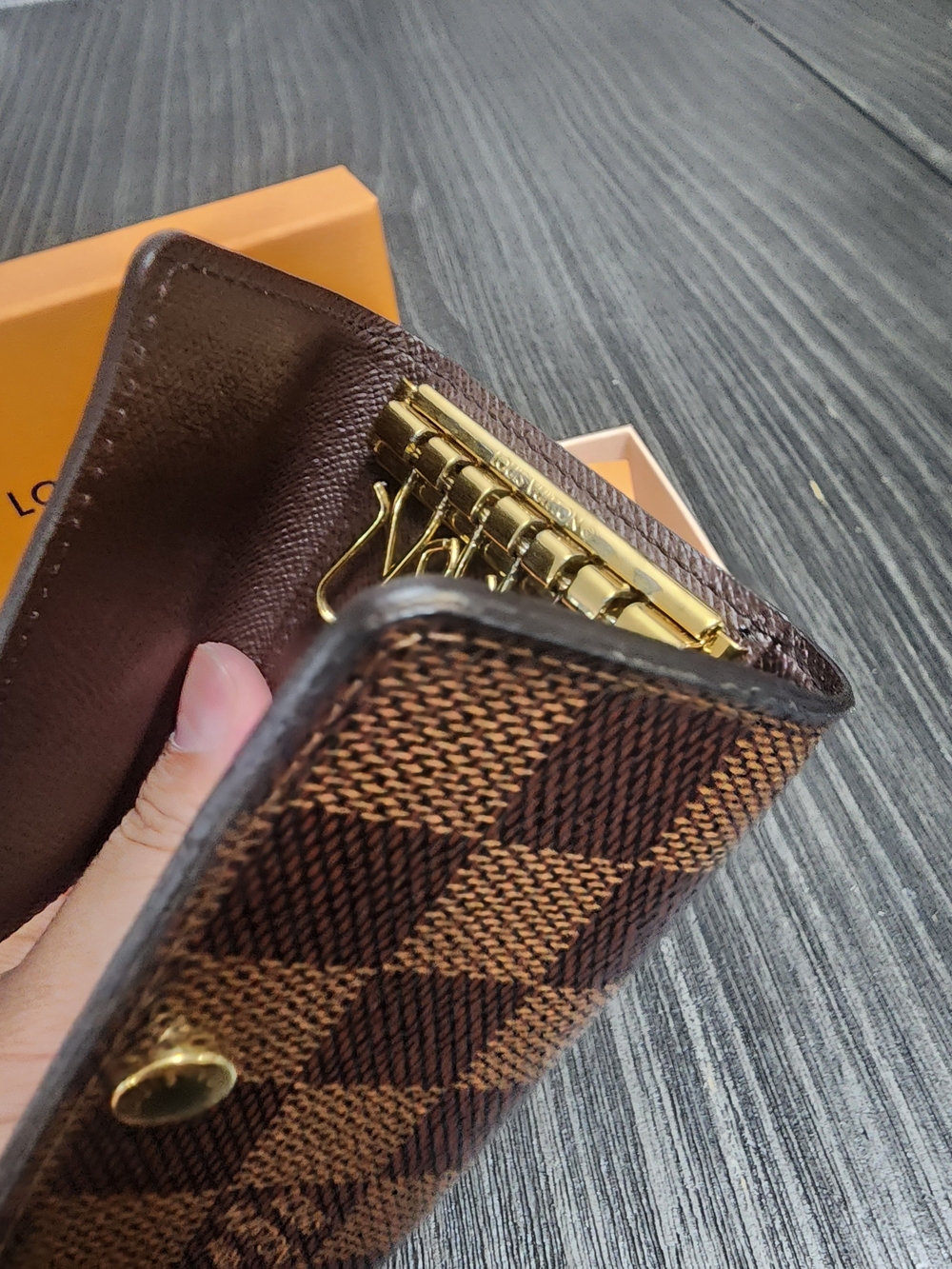 Louis Vuitton Damier Ebene Key Pouch - Brown - Picture 4 of 10